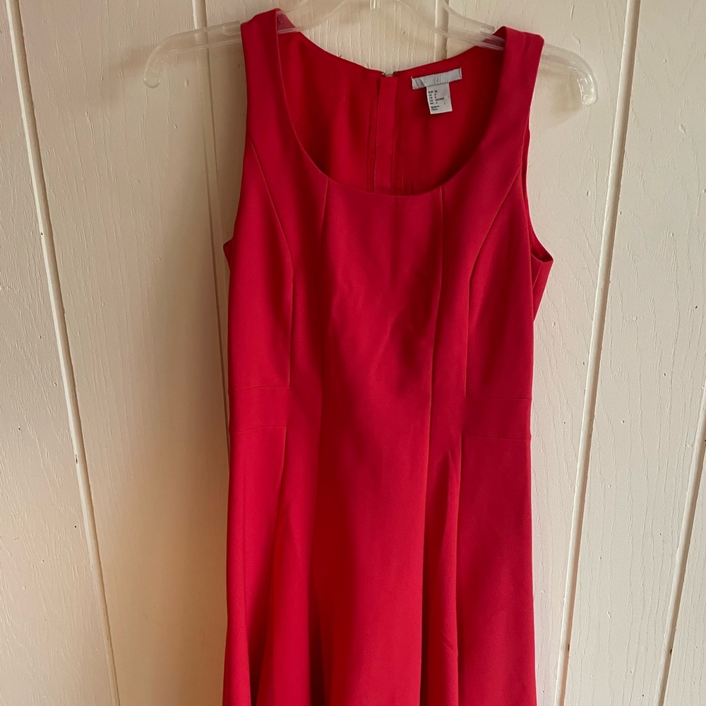 H&M red sleeveless with flare